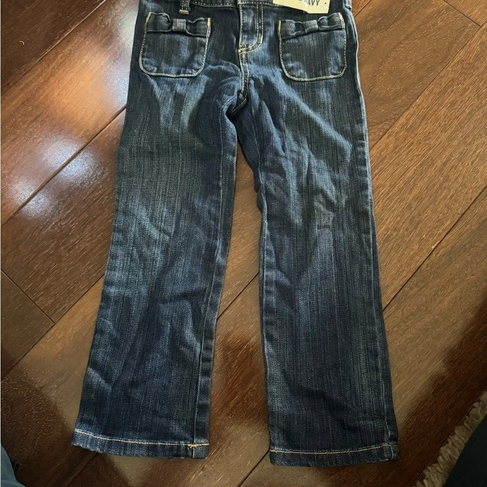 NWT Girls old navy jeans straight fit size 5t